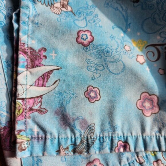 Scrub Nursing Top Lot of 2 Womens Med. Tinkerbell & Felix the Cat V Neck - Picture 12 of 12